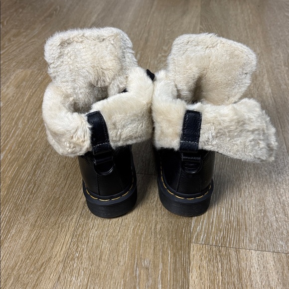 Dr. Martens Aimilita Fur Lined Leather High Fold Over Combat Boots size 8 - Picture 11 of 14